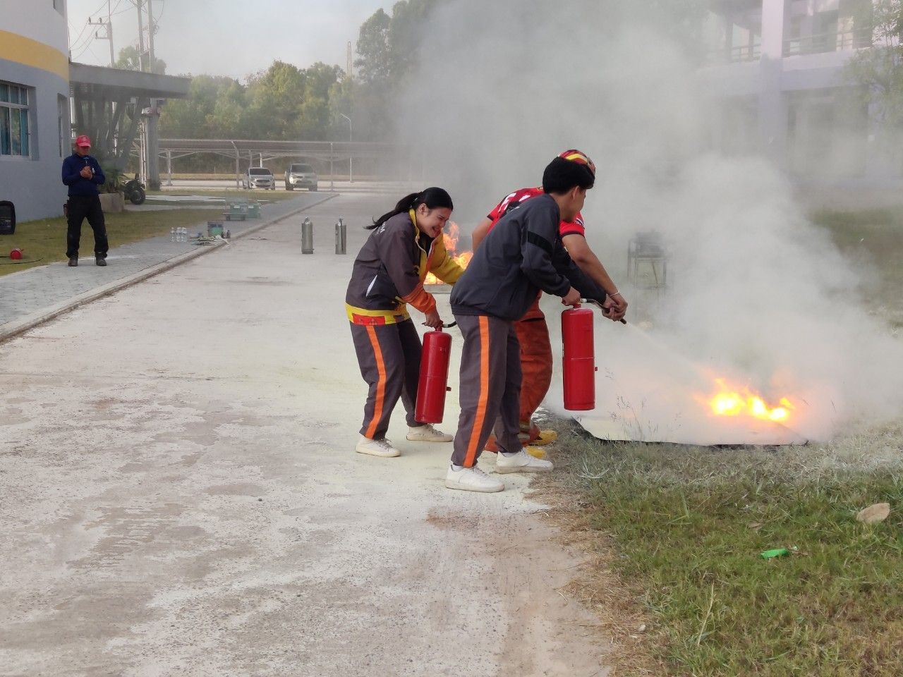 ภาพที่ 8