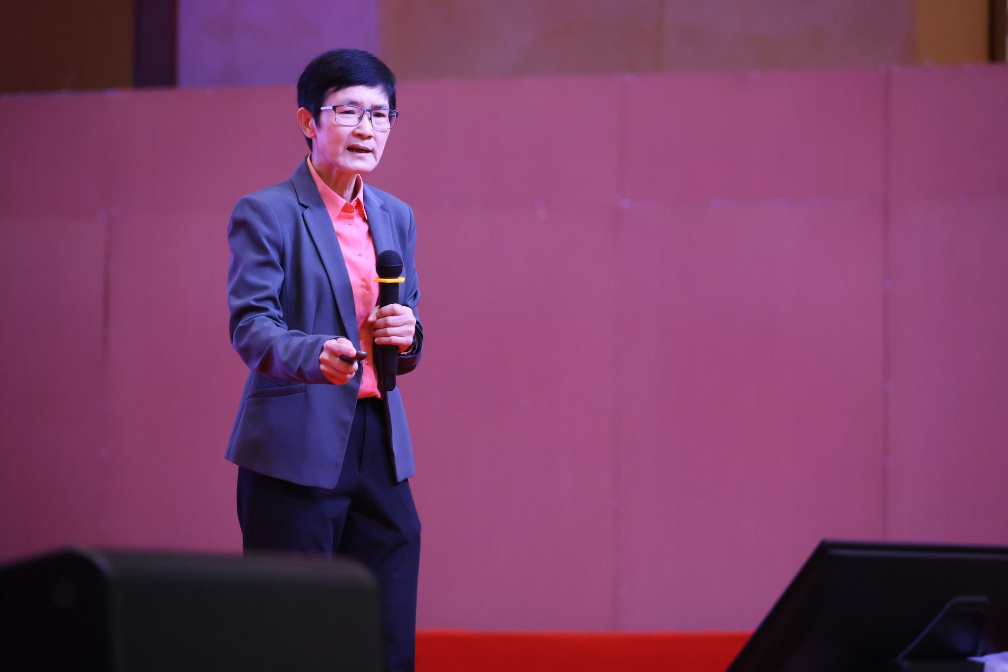 ภาพที่ 50